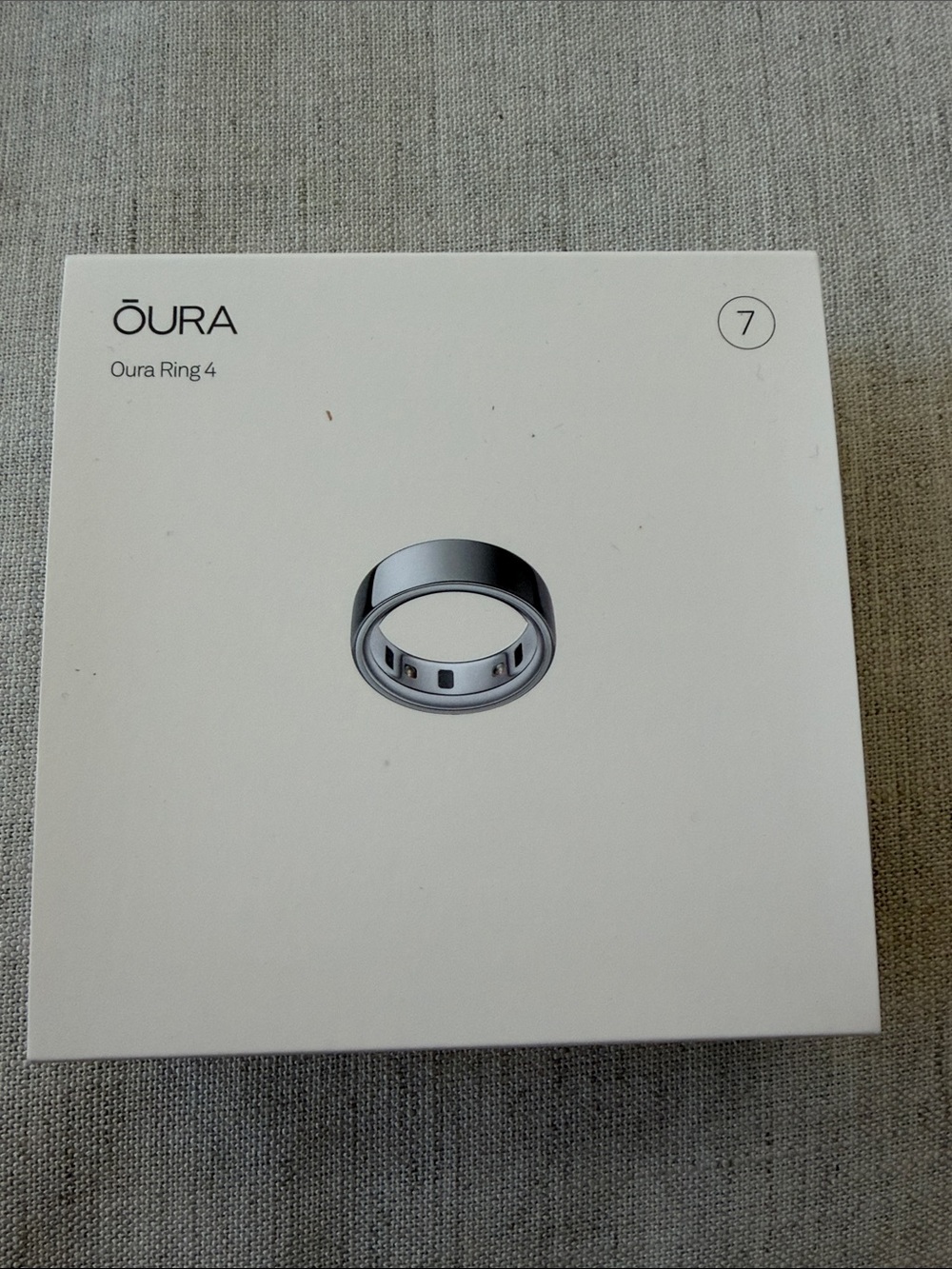 Oura Ring 4 Smart Ring - Silver